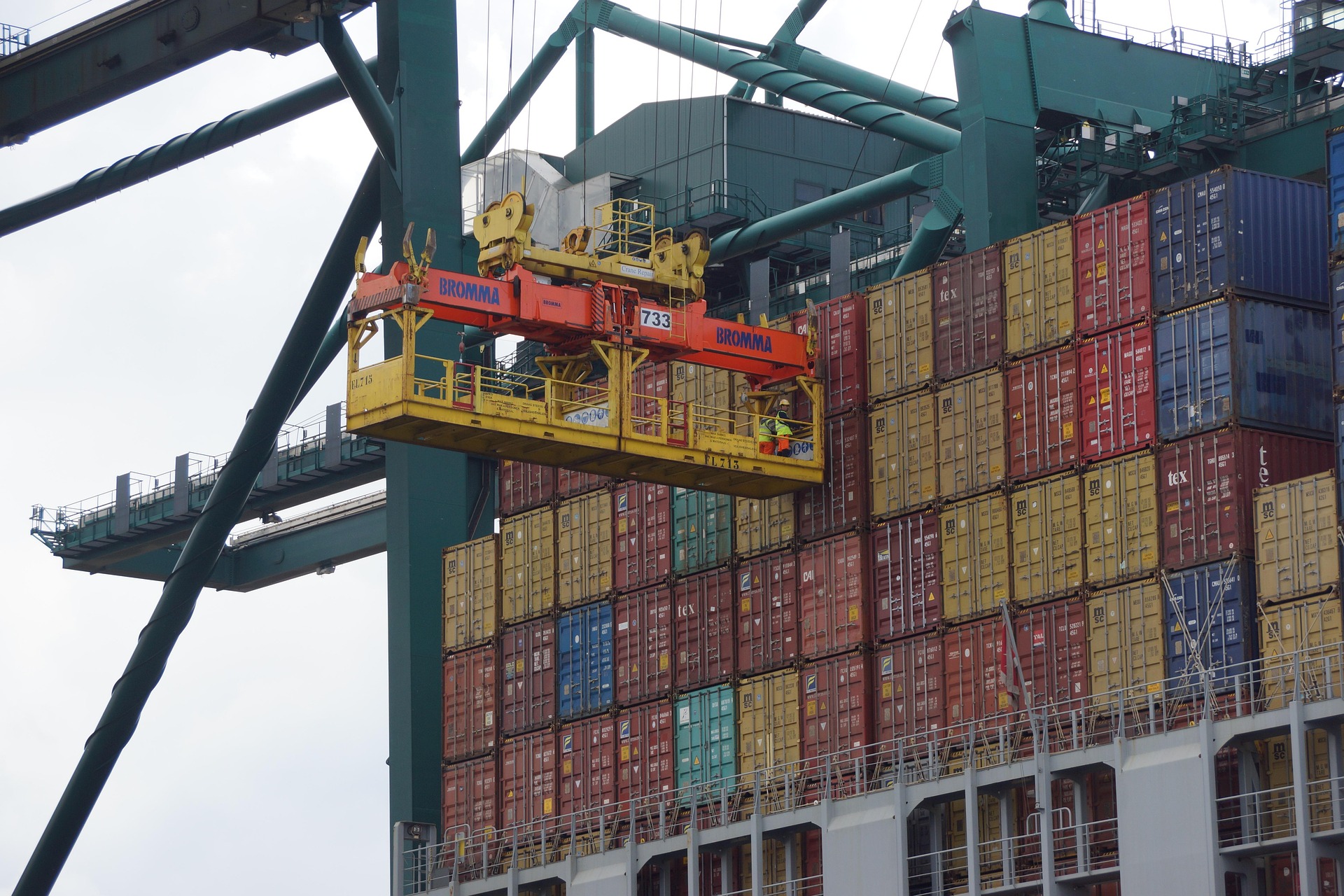 Free zone trade